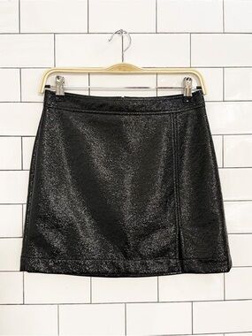 WILFRED - Shiny Faux Pebbled Leather Miniskirt - 00 - Black